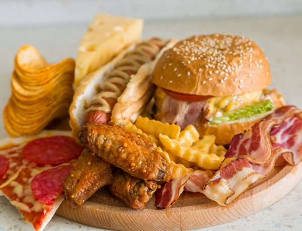 Фаст-фуд увеличивает риск депрессии на 40%